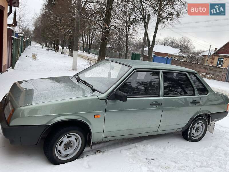 Седан ВАЗ / Lada 21099 2007 в Тростянце