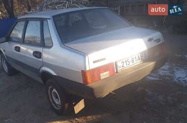 Седан ВАЗ / Lada 21099 2004 в Дубровиці