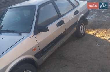 Седан ВАЗ / Lada 21099 2004 в Дубровиці