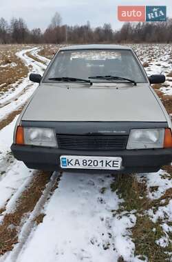 Седан ВАЗ / Lada 21099 2001 в Іванкові