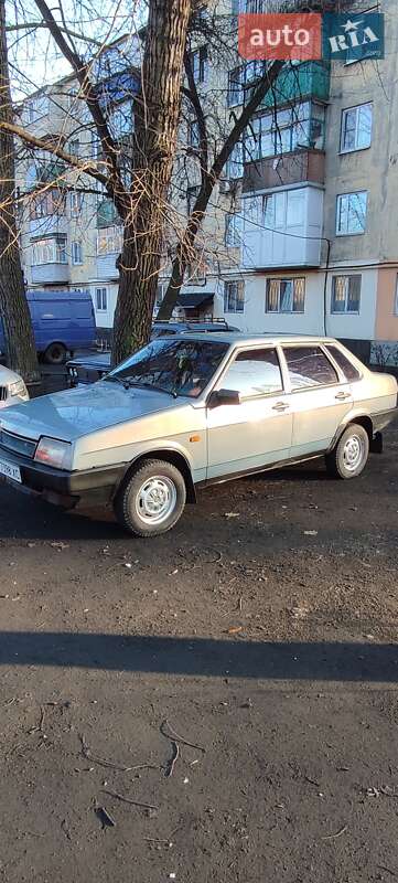 Седан ВАЗ / Lada 21099 2003 в Першотравенську
