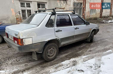 Седан ВАЗ / Lada 21099 2004 в Калуше