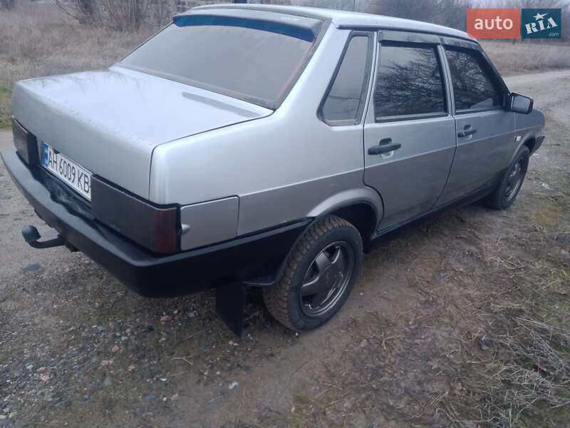 Седан ВАЗ / Lada 21099 2005 в Петрове