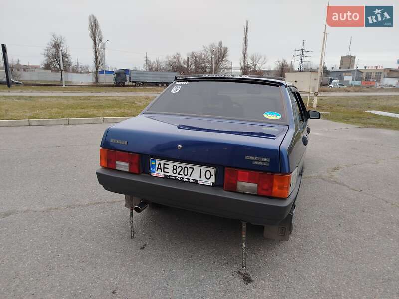 Седан ВАЗ / Lada 21099 2001 в Днепре