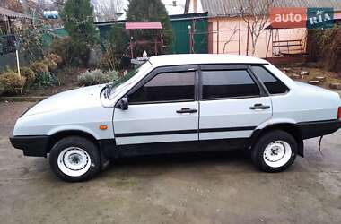 Седан ВАЗ / Lada 21099 2003 в Тульчині