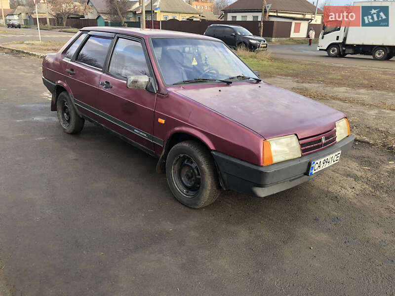 Седан ВАЗ / Lada 21099 1996 в Черкасах