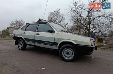 Седан ВАЗ / Lada 21099 2003 в Кривом Роге