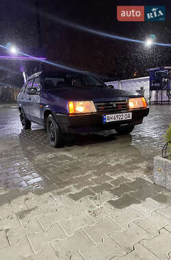 Седан ВАЗ / Lada 21099 2004 в Черновцах