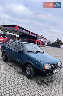 Седан ВАЗ / Lada 21099 2005 в Рава-Руській