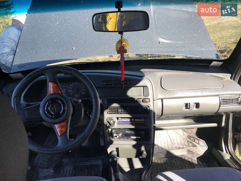 Седан ВАЗ / Lada 21099 2007 в Путиле
