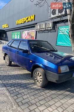 Седан ВАЗ / Lada 21099 2002 в Килии