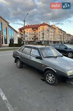 Седан ВАЗ / Lada 21099 2005 в Мукачево