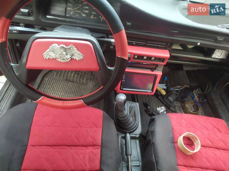 Седан ВАЗ / Lada 21099 1993 в Львове