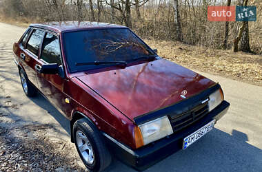 Седан ВАЗ / Lada 21099 2005 в Мирополе