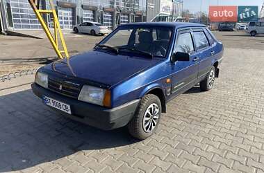 Седан ВАЗ / Lada 21099 2004 в Николаеве