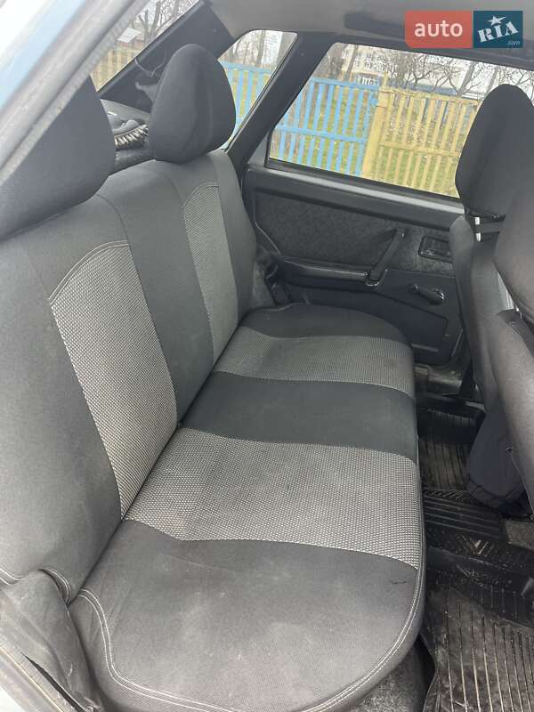 Седан ВАЗ / Lada 21099 2004 в Губинихи фото 12 Седан ВАЗ / Lada 21099 2004 в Губинихи