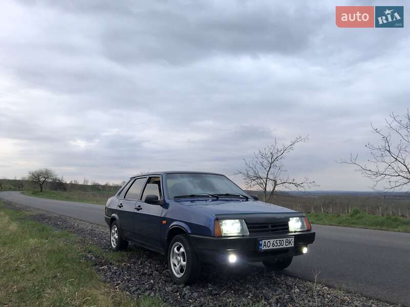 Седан ВАЗ / Lada 21099 2006 в Мукачево