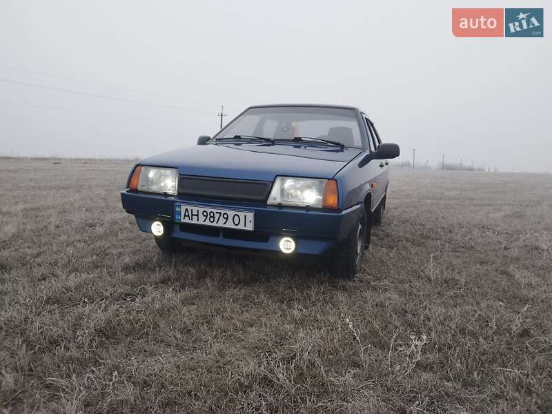 Седан ВАЗ / Lada 21099 2005 в Славянске