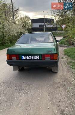 Седан ВАЗ 21099 2004 в 