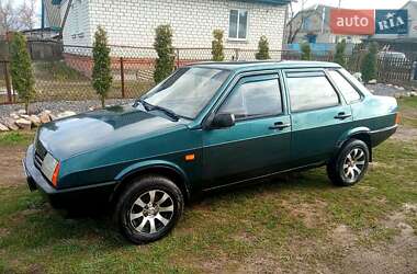 Седан ВАЗ 21099 2005 в 