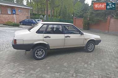 Седан ВАЗ 21099 1992 в 