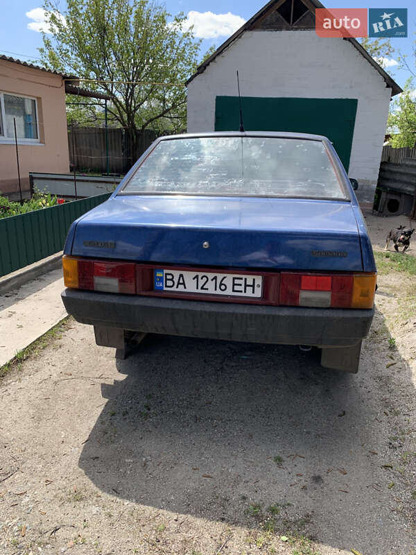 Седан ВАЗ / Lada 21099 2006 в Новгородці