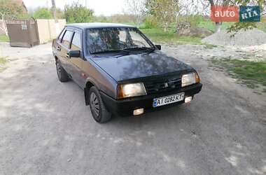 Седан ВАЗ 21099 2000 в 