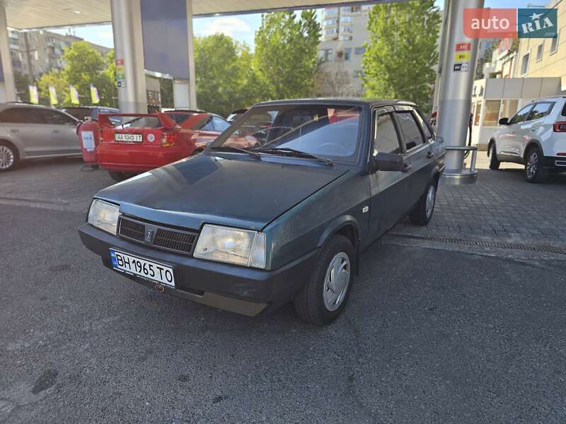 Седан ВАЗ 21099 1997 в 