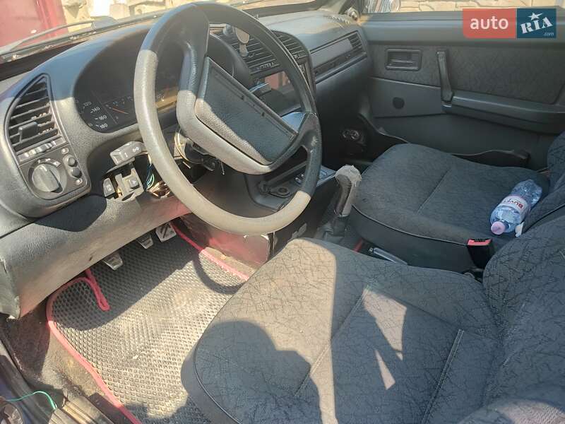 Седан ВАЗ / Lada 21099 2005 в Днепре