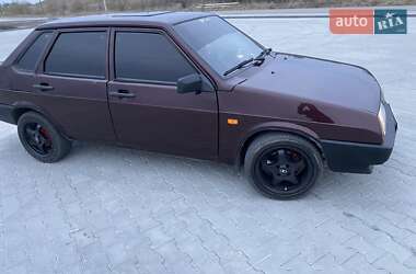 Седан ВАЗ 21099 1997 в Львові