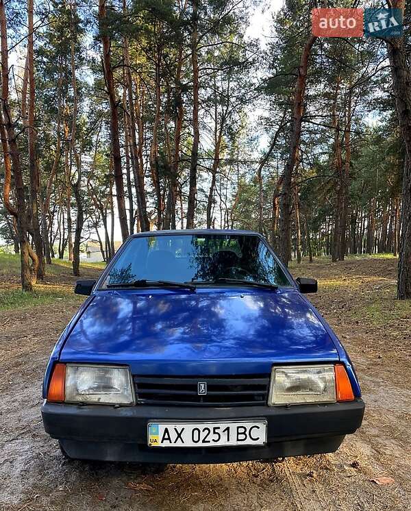 Седан ВАЗ / Lada 21099 2003 в Харькове