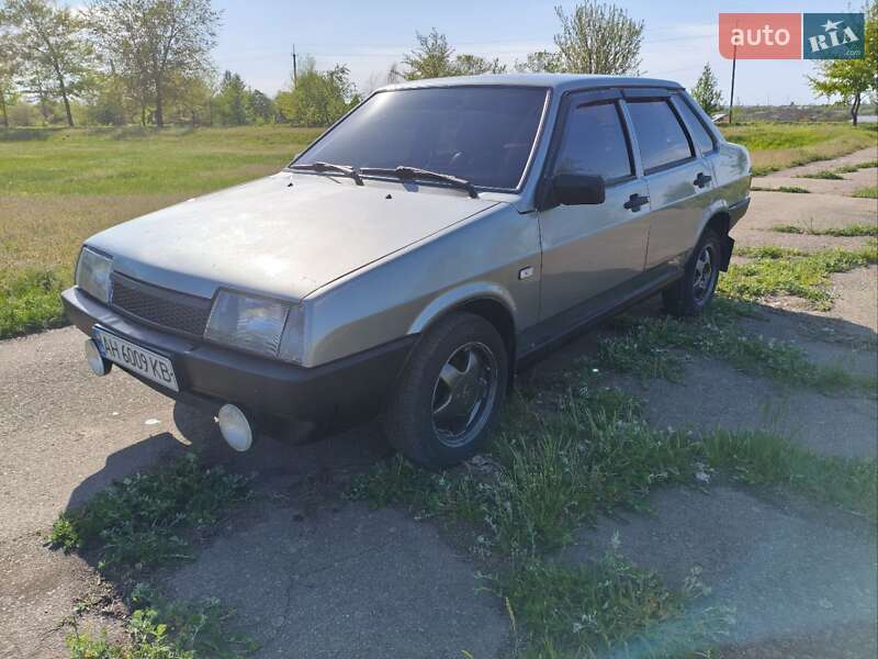 Седан ВАЗ / Lada 21099 2005 в Петрове