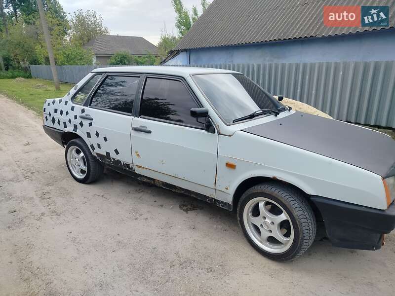 Седан ВАЗ / Lada 21099 1998 в Хмельницком