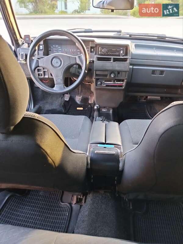 Седан ВАЗ / Lada 21099 2004 в Пустомытах