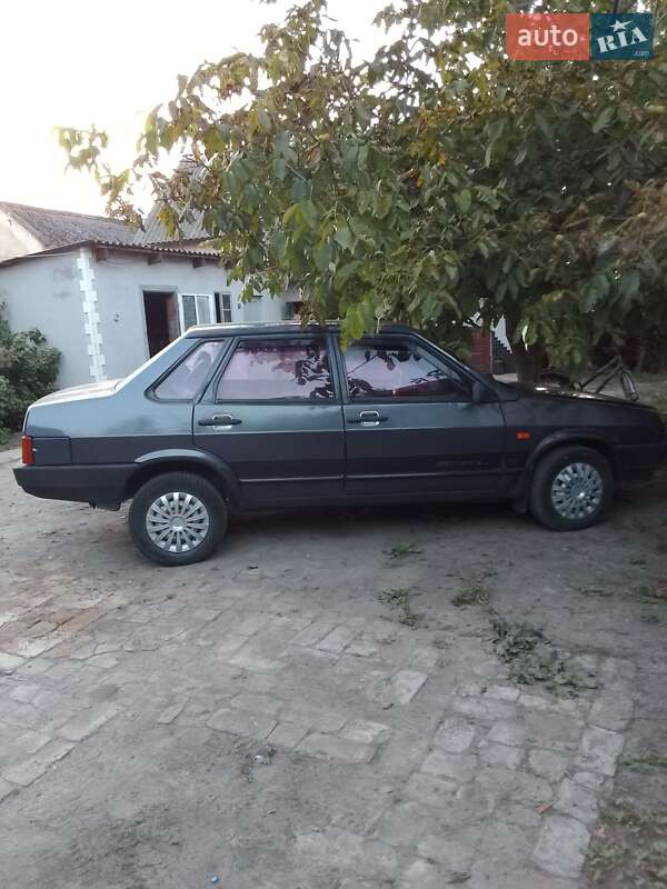 ВАЗ / Lada 21099 2001