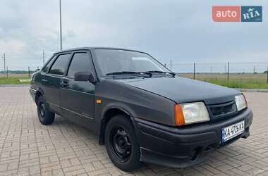 Седан ВАЗ 21099 2004 в 