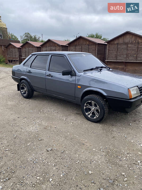 Седан ВАЗ / Lada 21099 2008 в Миколаєві