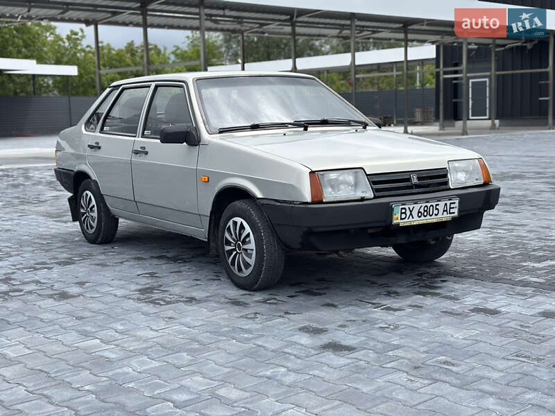 Седан ВАЗ 21099 2006 в 