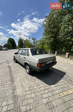 Седан ВАЗ 21099 2009 в 