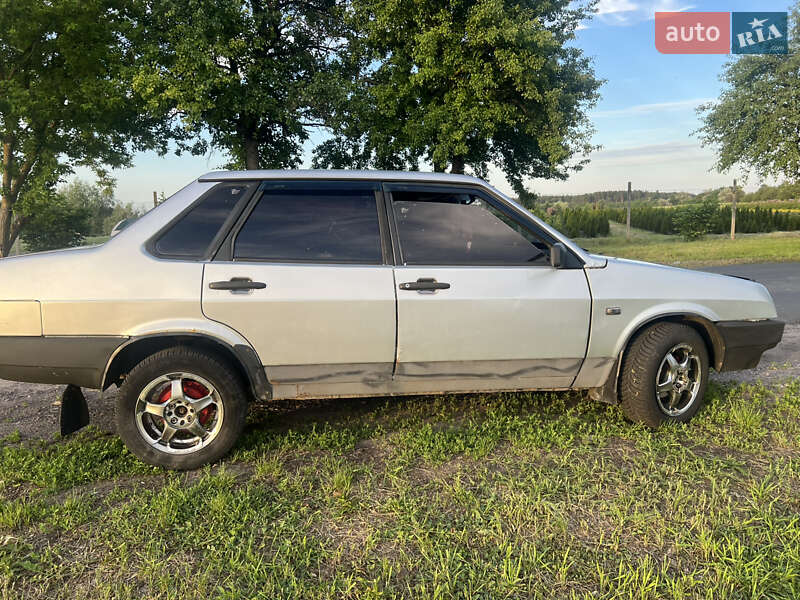 Седан ВАЗ / Lada 21099 1998 в Мошнах
