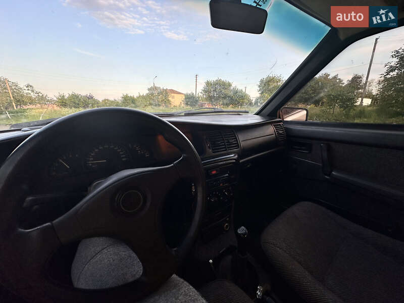 Седан ВАЗ / Lada 21099 1998 в Зборове
