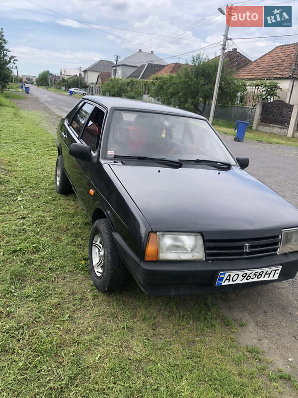Седан ВАЗ / Lada 21099 2009 в Мукачево