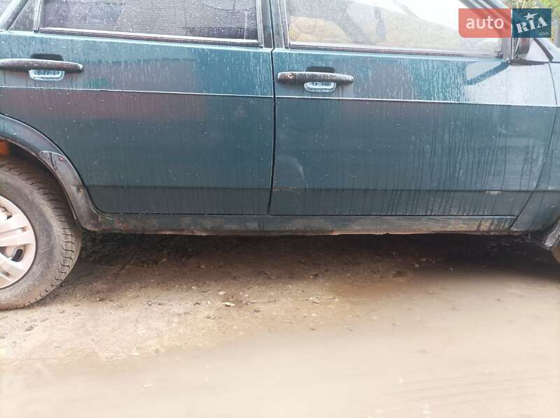 Седан ВАЗ / Lada 21099 1999 в Славуті