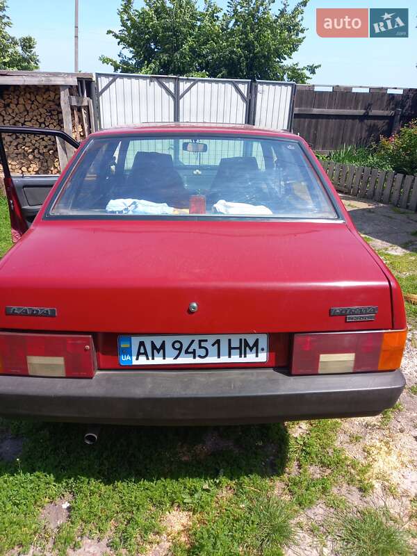 Седан ВАЗ / Lada 21099 1993 в Овруче фото 4 Седан ВАЗ / Lada 21099 1993 в Овруче