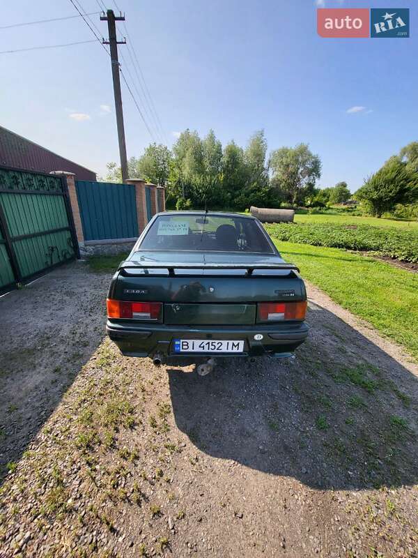 Седан ВАЗ / Lada 21099 2004 в Хороле