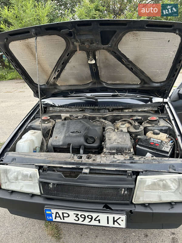 Седан ВАЗ / Lada 21099 2000 в Запорожье