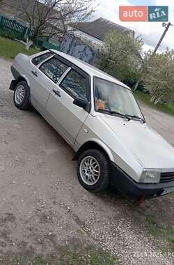 Седан ВАЗ 21099 2002 в 