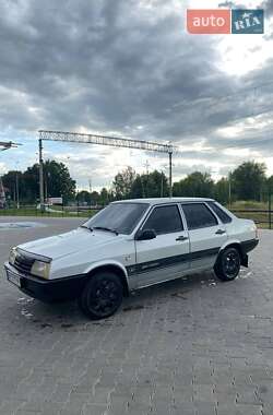 Седан ВАЗ 21099 2004 в Ємільчиному