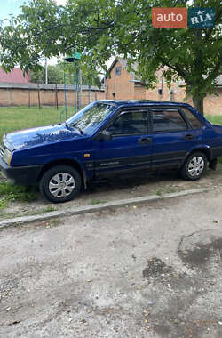 Седан ВАЗ 21099 2001 в Зенькове