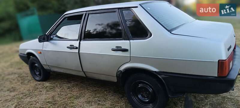 Седан ВАЗ / Lada 21099 2003 в Христинівці